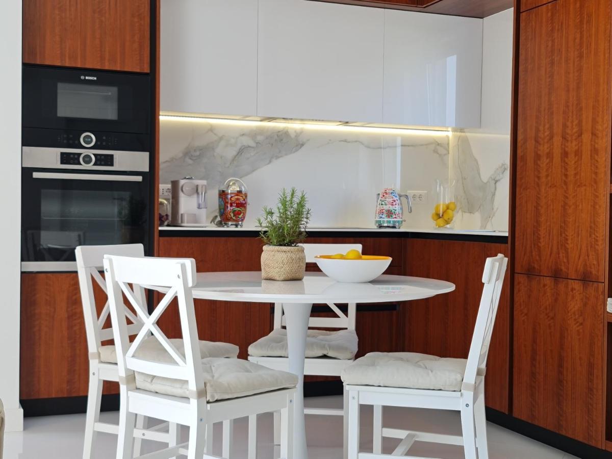 New!!! 2024 Marea With Xxl Sunny Terrace Poreč